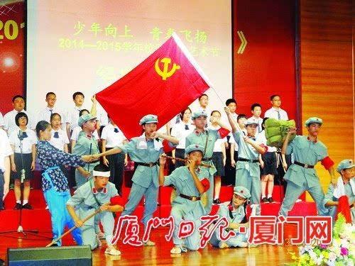 玛丽皇后的时装